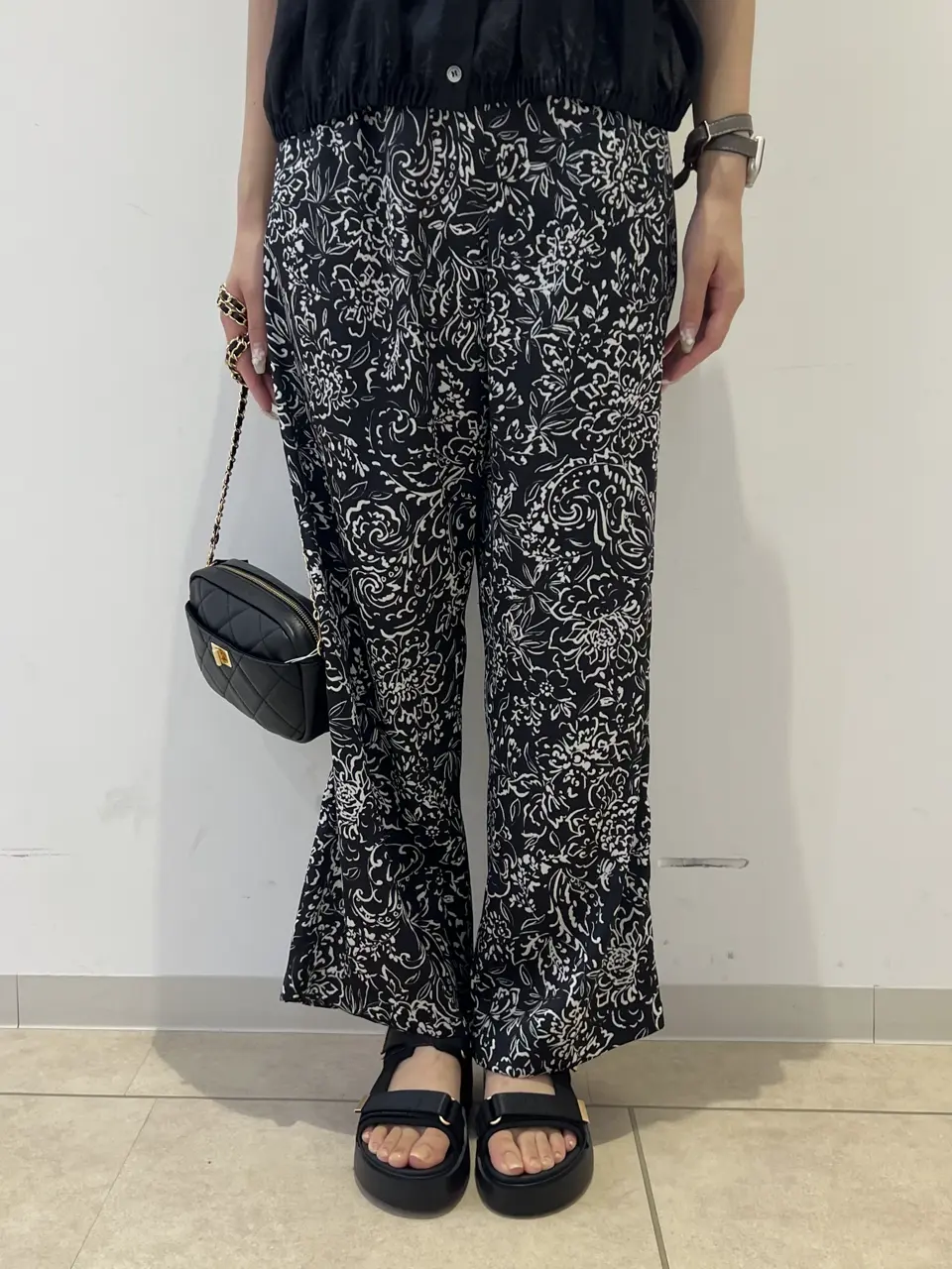 ONWARD CROSSET SELECT 内田 コーディネート画像