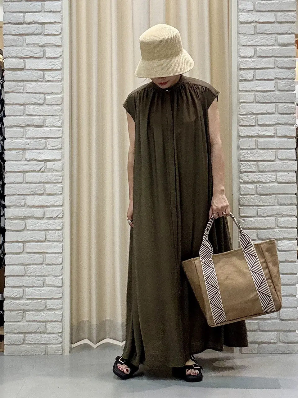 ONWARD CROSSET SELECT 服部 コーディネート画像