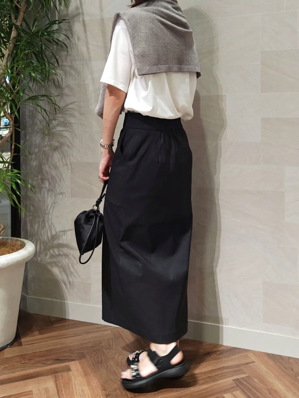 ONWARD CROSSET SELECT 浅岡 コーディネート画像