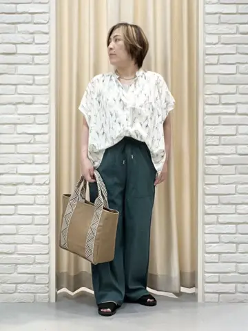 ONWARD CROSSET SELECT 吉田 コーディネート画像