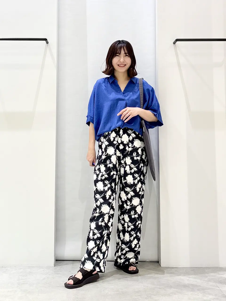 ONWARD CROSSET SELECT 横田 コーディネート画像