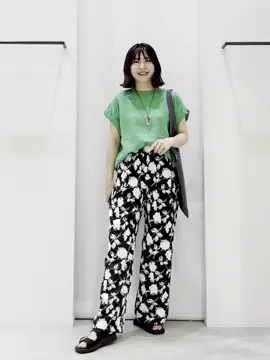 ONWARD CROSSET SELECT 横田 コーディネート画像