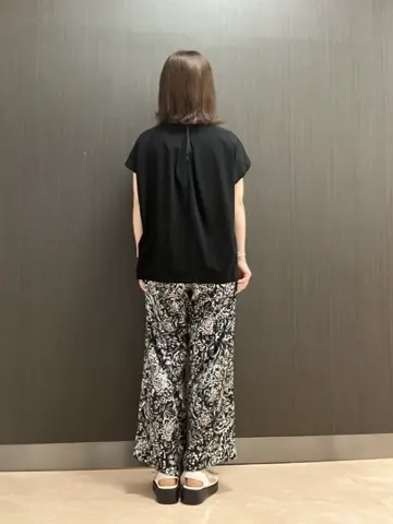 ONWARD CROSSET SELECT 服部 コーディネート画像