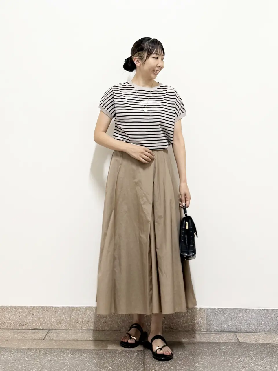 ONWARD CROSSET SELECT 佐藤 コーディネート画像