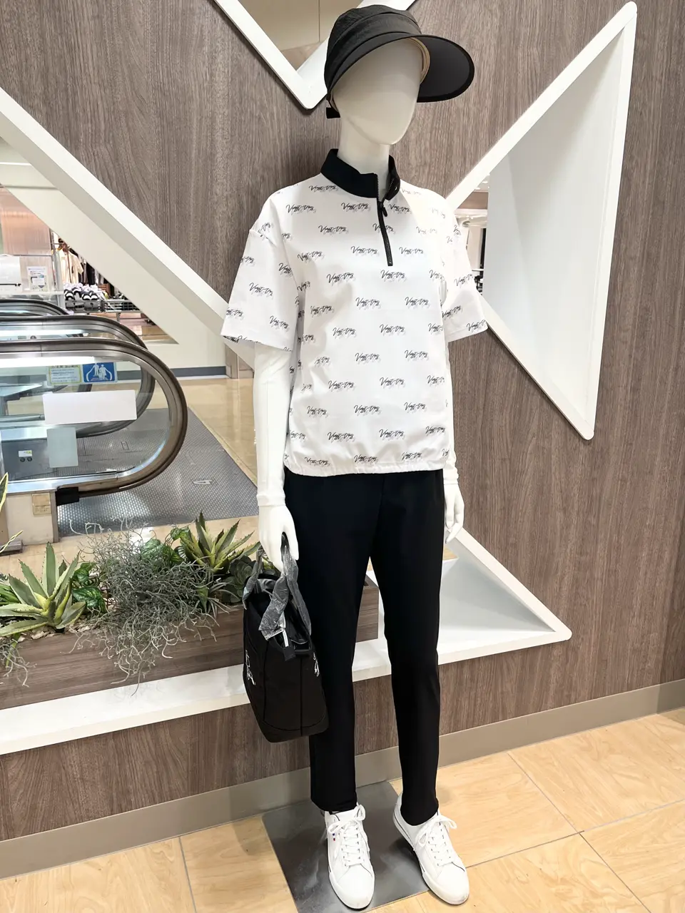 ONWARD CROSSET SELECT 小管 コーディネート画像