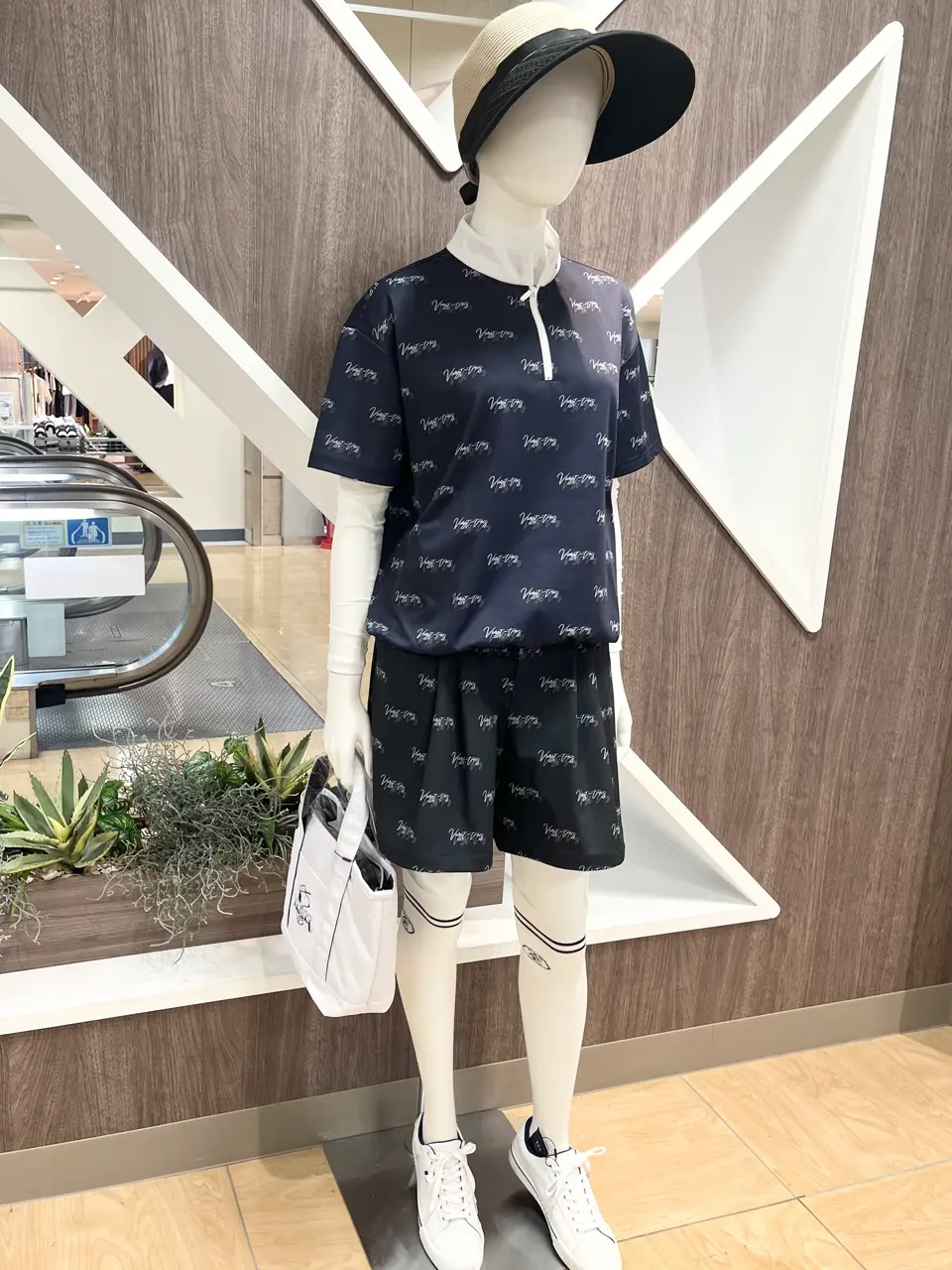 ONWARD CROSSET SELECT 小管 コーディネート画像