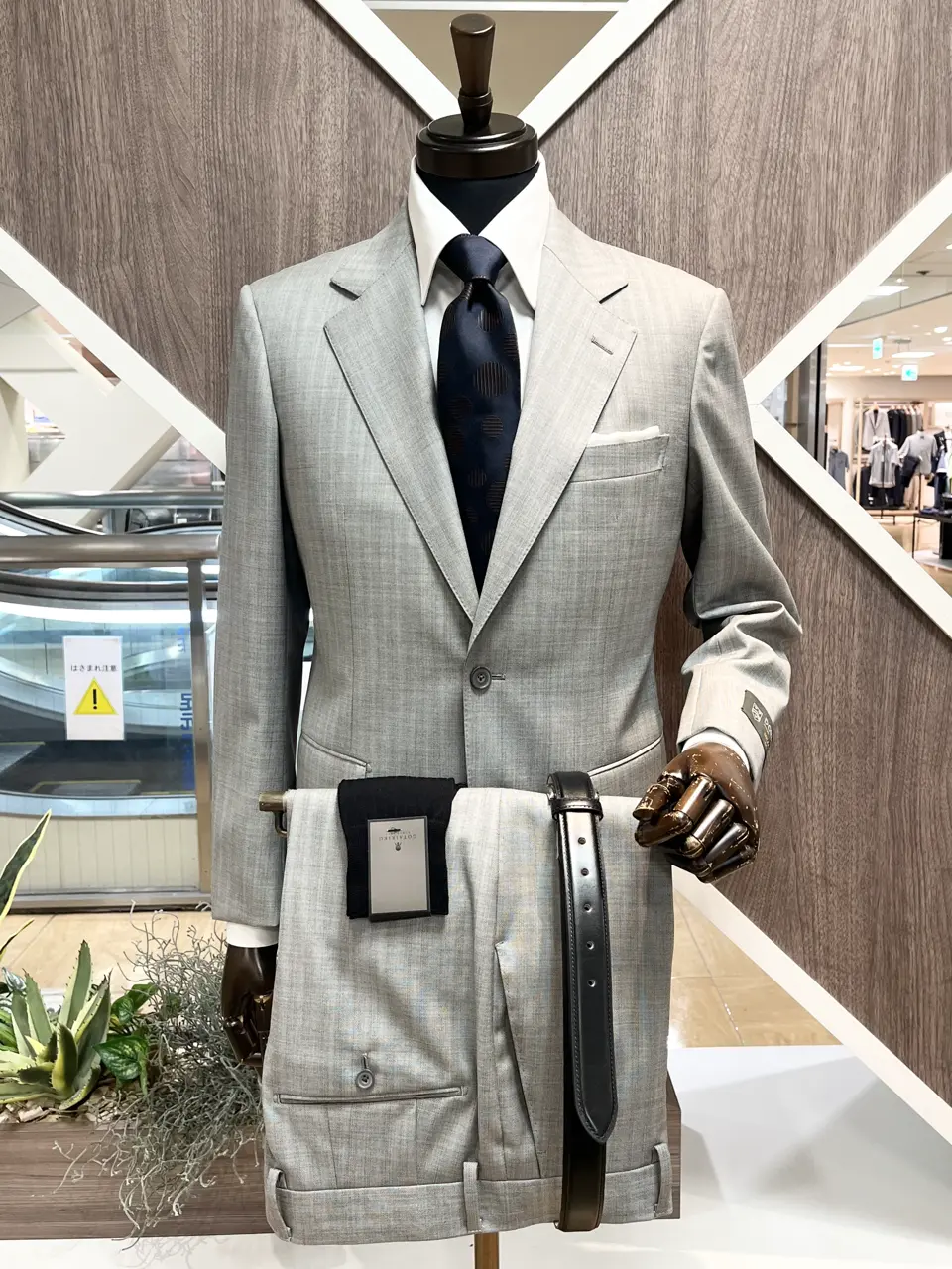 ONWARD CROSSET SELECT 小管 コーディネート画像