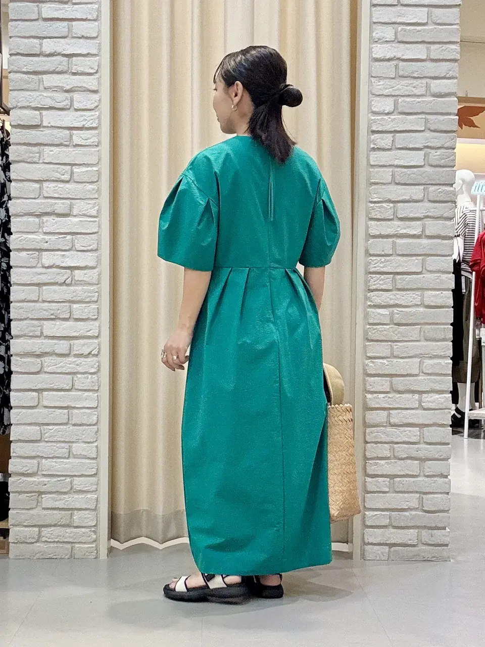 ONWARD CROSSET SELECT 服部 コーディネート画像