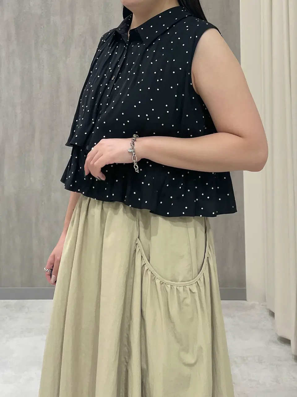 ONWARD CROSSET SELECT 時本 コーディネート画像