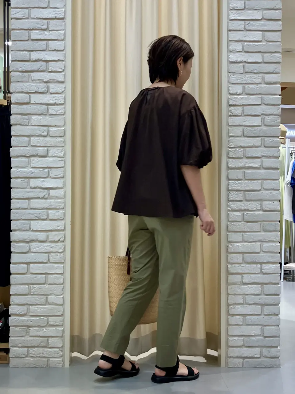 ONWARD CROSSET SELECT Tomi コーディネート画像