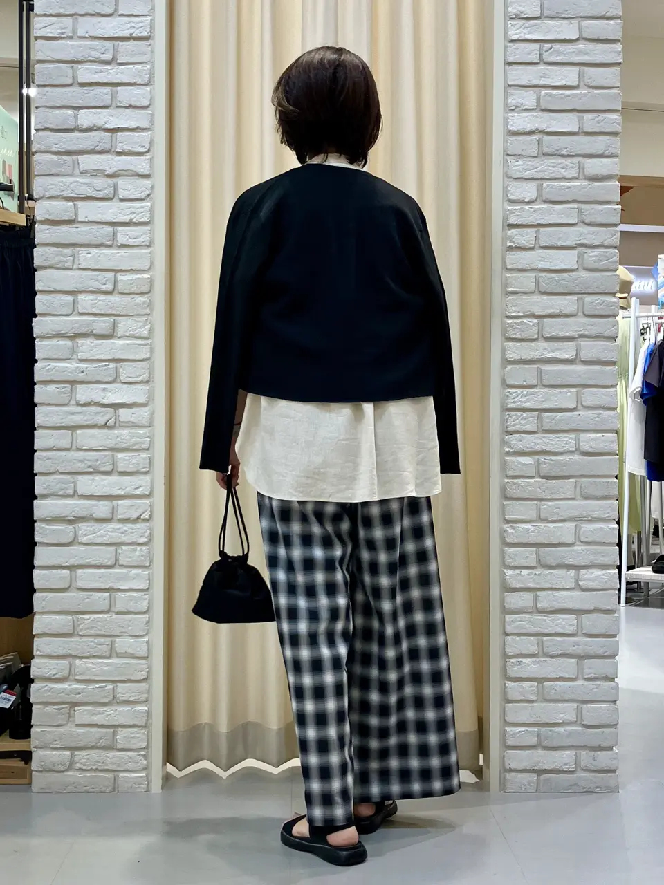 ONWARD CROSSET SELECT Tomi コーディネート画像