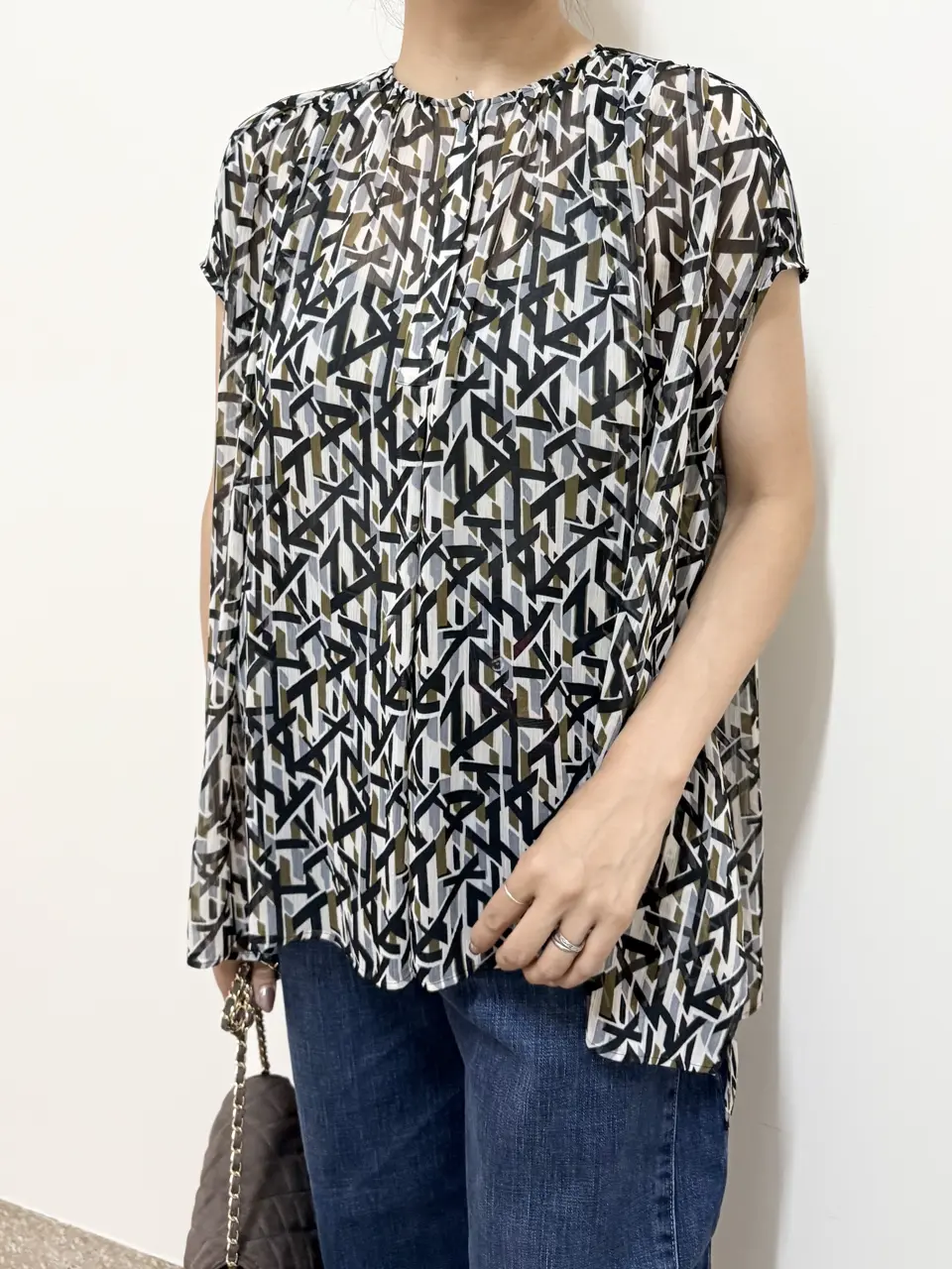 ONWARD CROSSET SELECT 佐藤 コーディネート画像