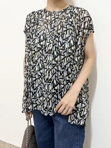 ONWARD CROSSET SELECT 佐藤 コーディネート画像