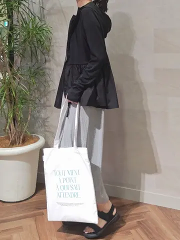 ONWARD CROSSET SELECT 浅岡 コーディネート画像