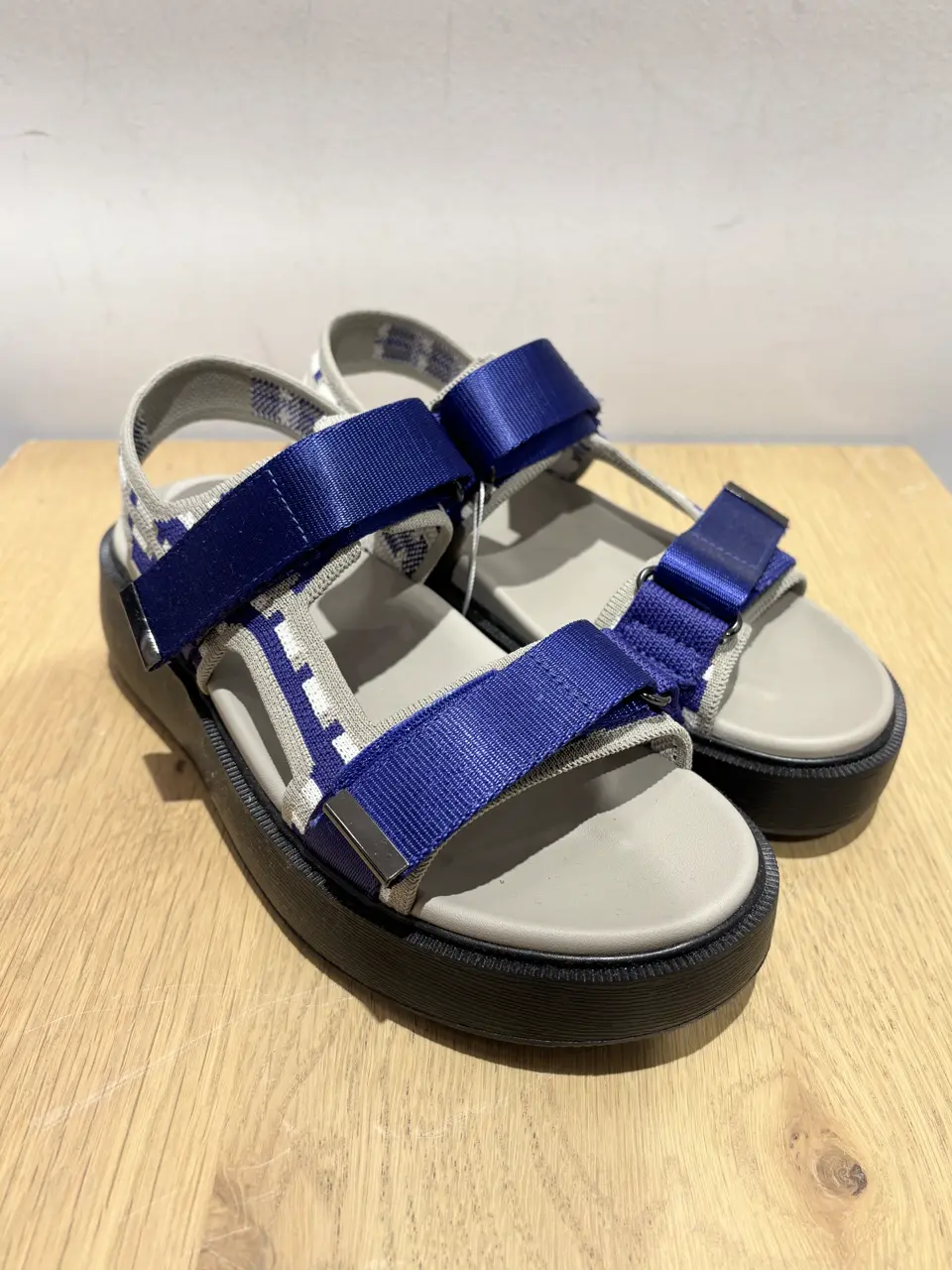 ONWARD CROSSET SELECT 千葉 コーディネート画像