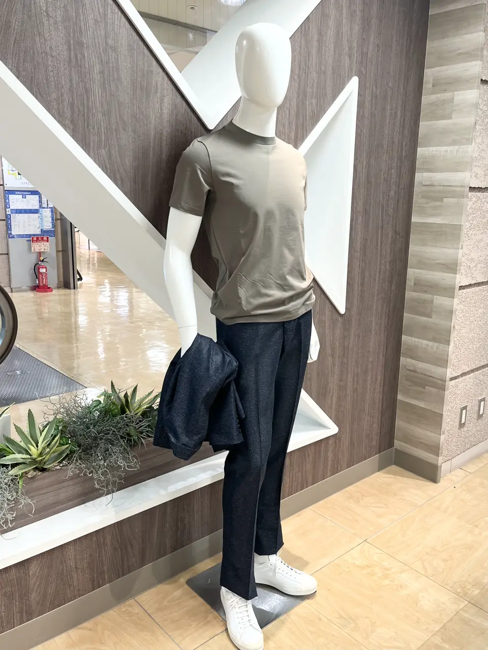 ONWARD CROSSET SELECT 小管 コーディネート画像