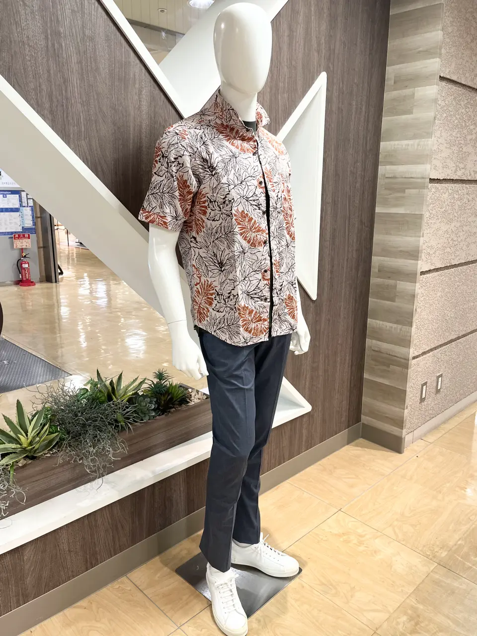 ONWARD CROSSET SELECT 小管 コーディネート画像