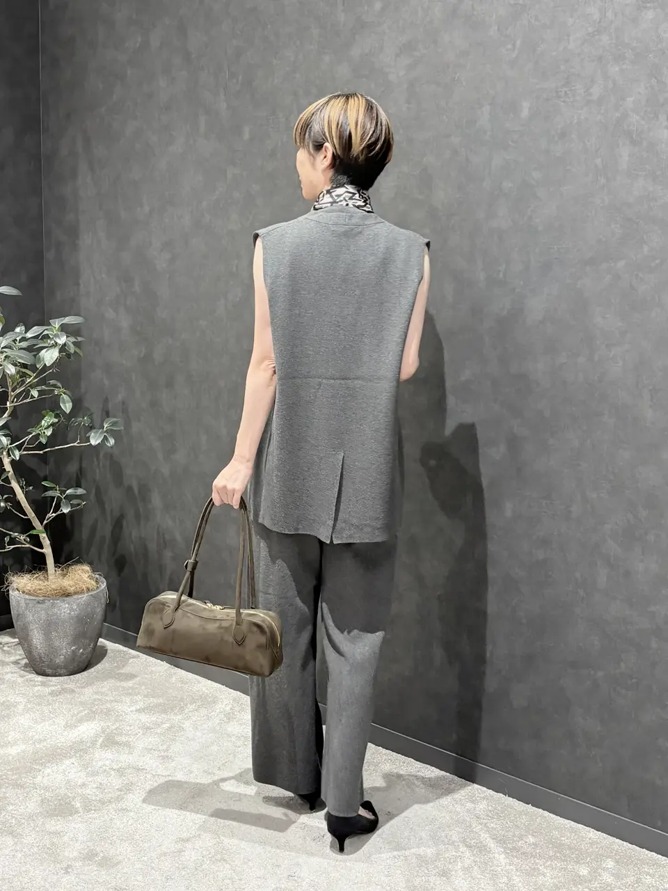 ONWARD CROSSET SELECT 岩舘 コーディネート画像