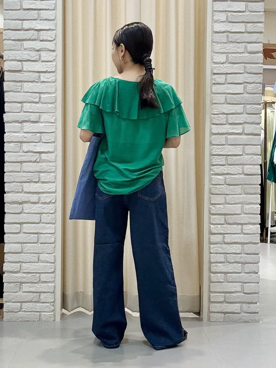 ONWARD CROSSET SELECT 服部 コーディネート画像