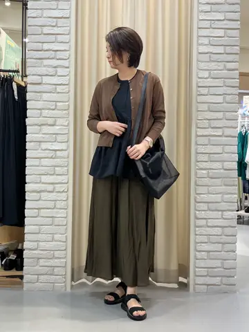 ONWARD CROSSET SELECT Tomi コーディネート画像