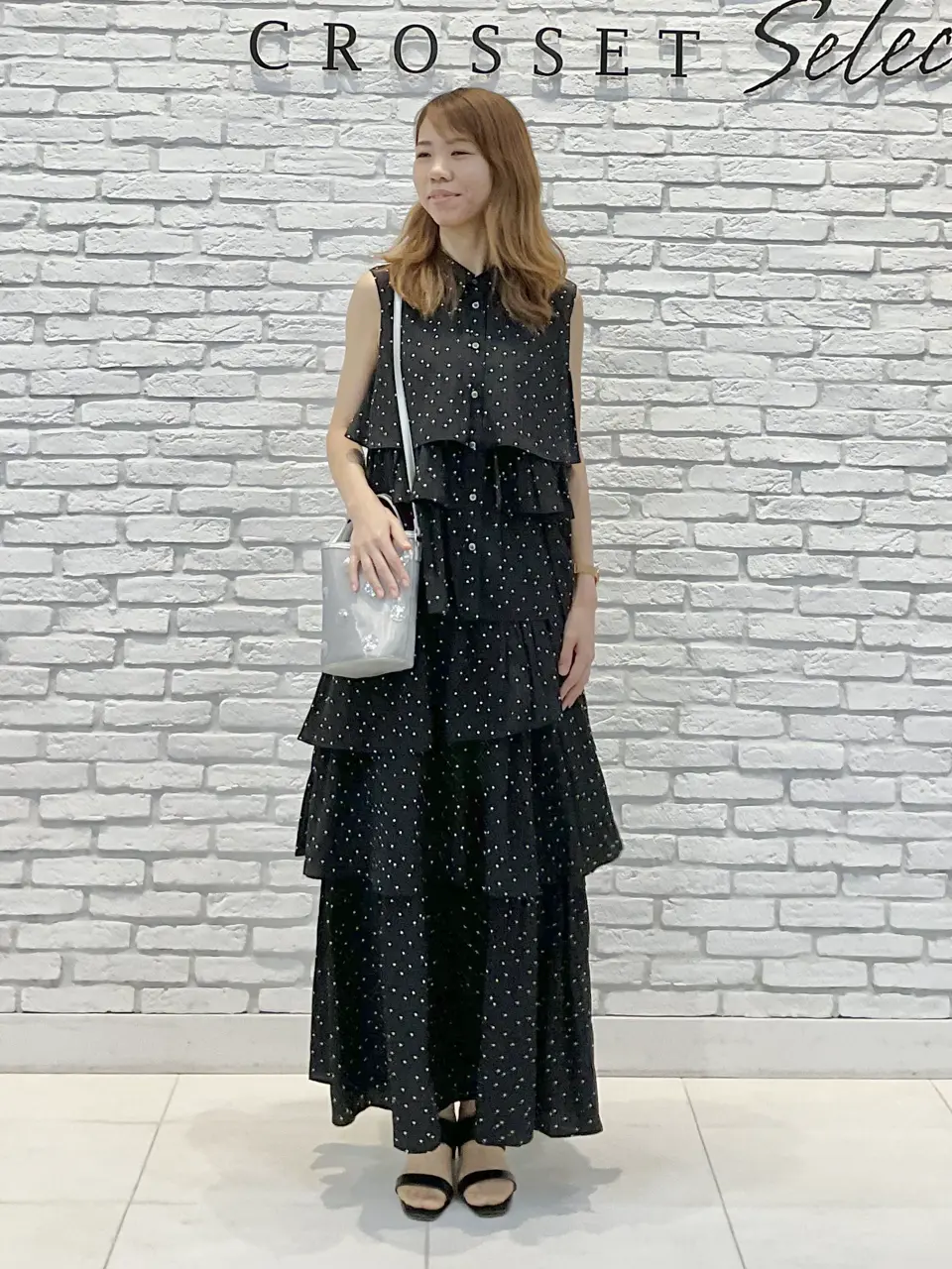 美品　大きいサイズ　組曲　ダウンジャケット　15号 自由区　23区 ADSシャンブレータフタ ダウンコート （ダウンジャケット