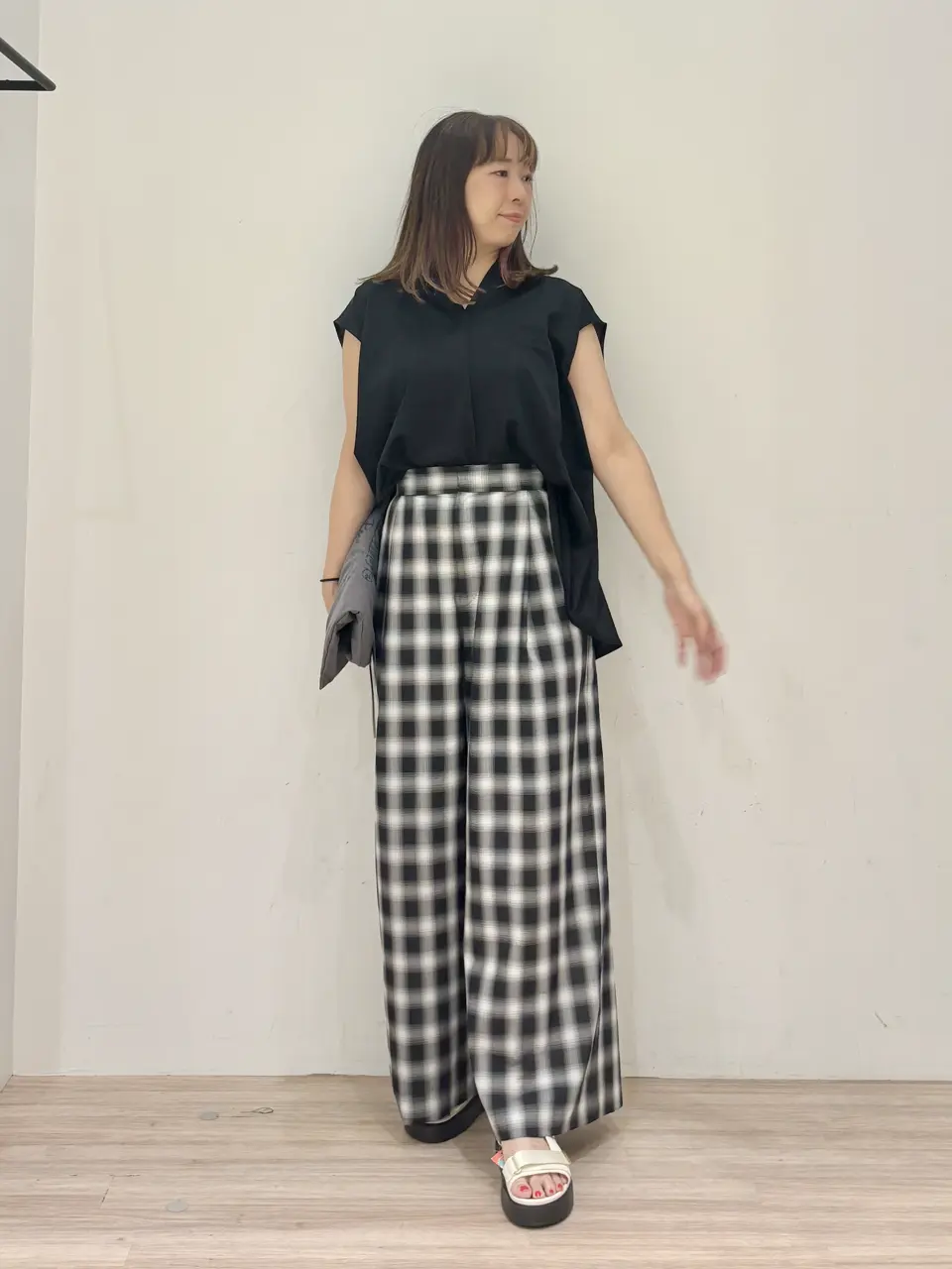  SAKAI コーディネート画像