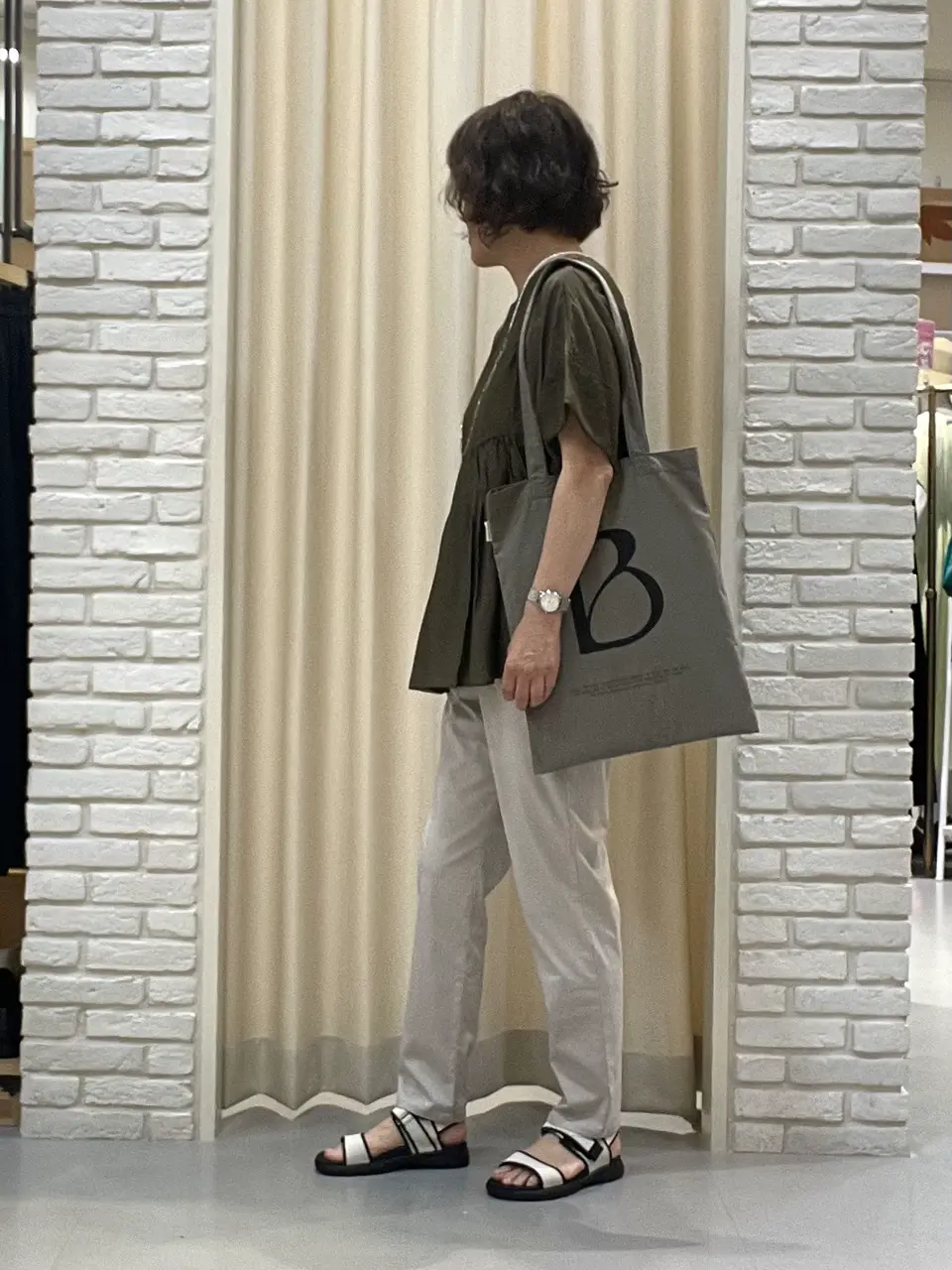 ONWARD CROSSET SELECT TSUKI コーディネート画像