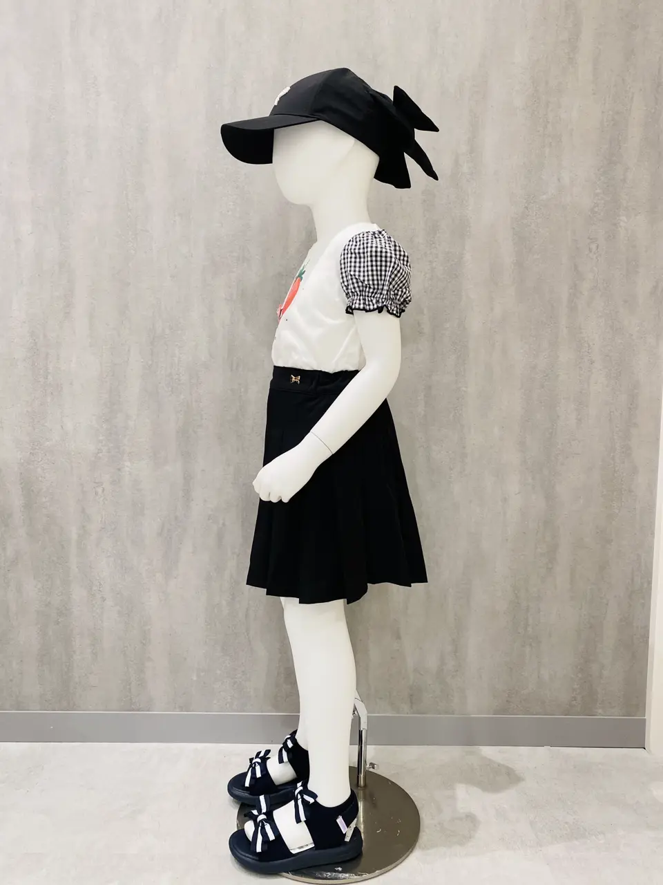 ONWARD CROSSET SELECT m.n コーディネート画像