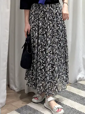 ONWARD CROSSET SELECT KURIYAMA コーディネート画像