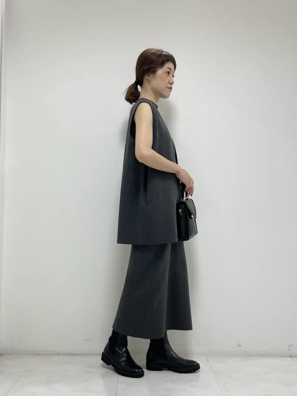 ONWARD CROSSET SELECT 岡田 コーディネート画像