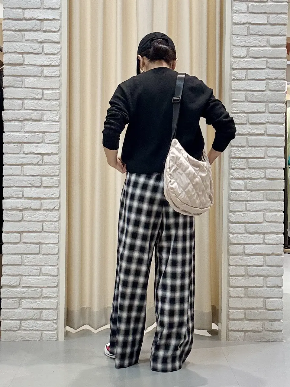 ONWARD CROSSET SELECT 服部 コーディネート画像