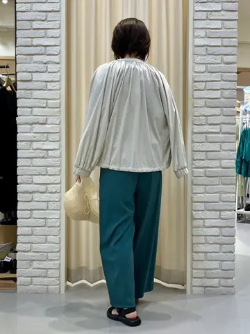 ONWARD CROSSET SELECT Tomi コーディネート画像