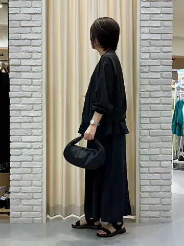 ONWARD CROSSET SELECT Tomi コーディネート画像