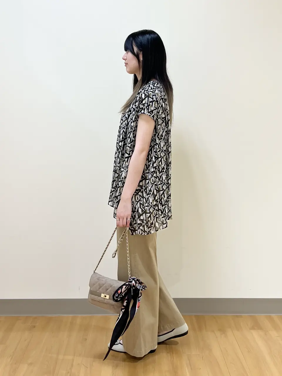 ONWARD CROSSET SELECT Aina コーディネート画像