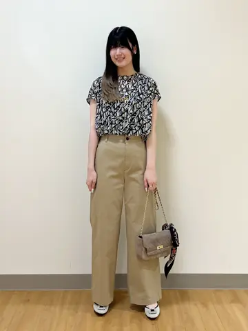 ONWARD CROSSET SELECT Aina コーディネート画像