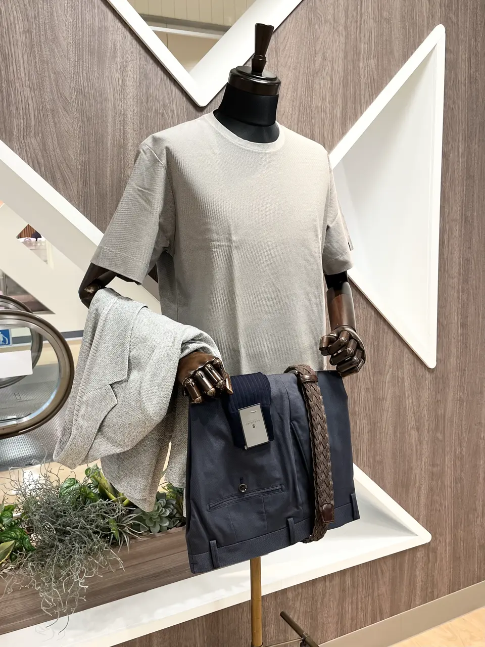 ONWARD CROSSET SELECT 小管 コーディネート画像