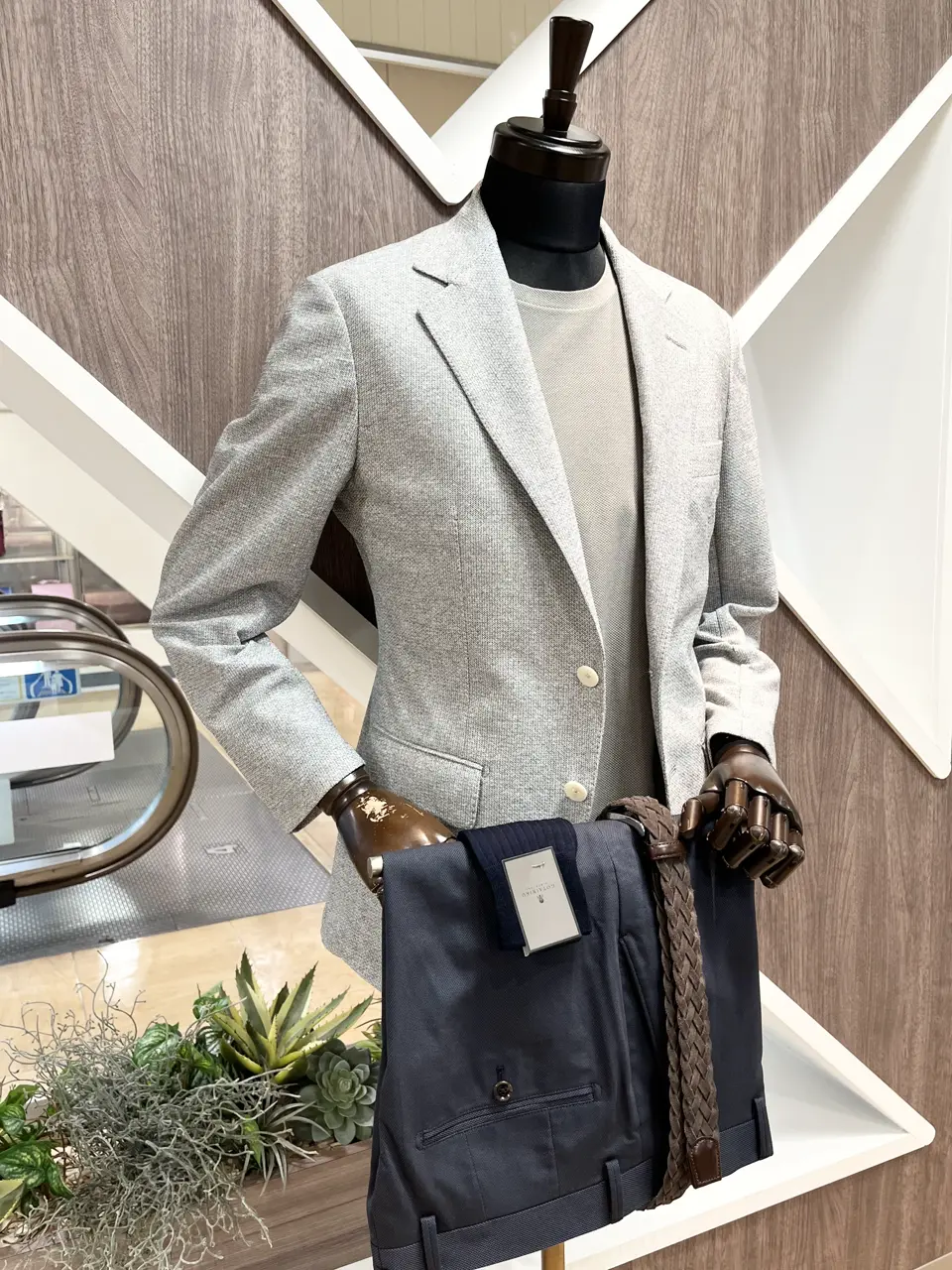 ONWARD CROSSET SELECT 小管 コーディネート画像