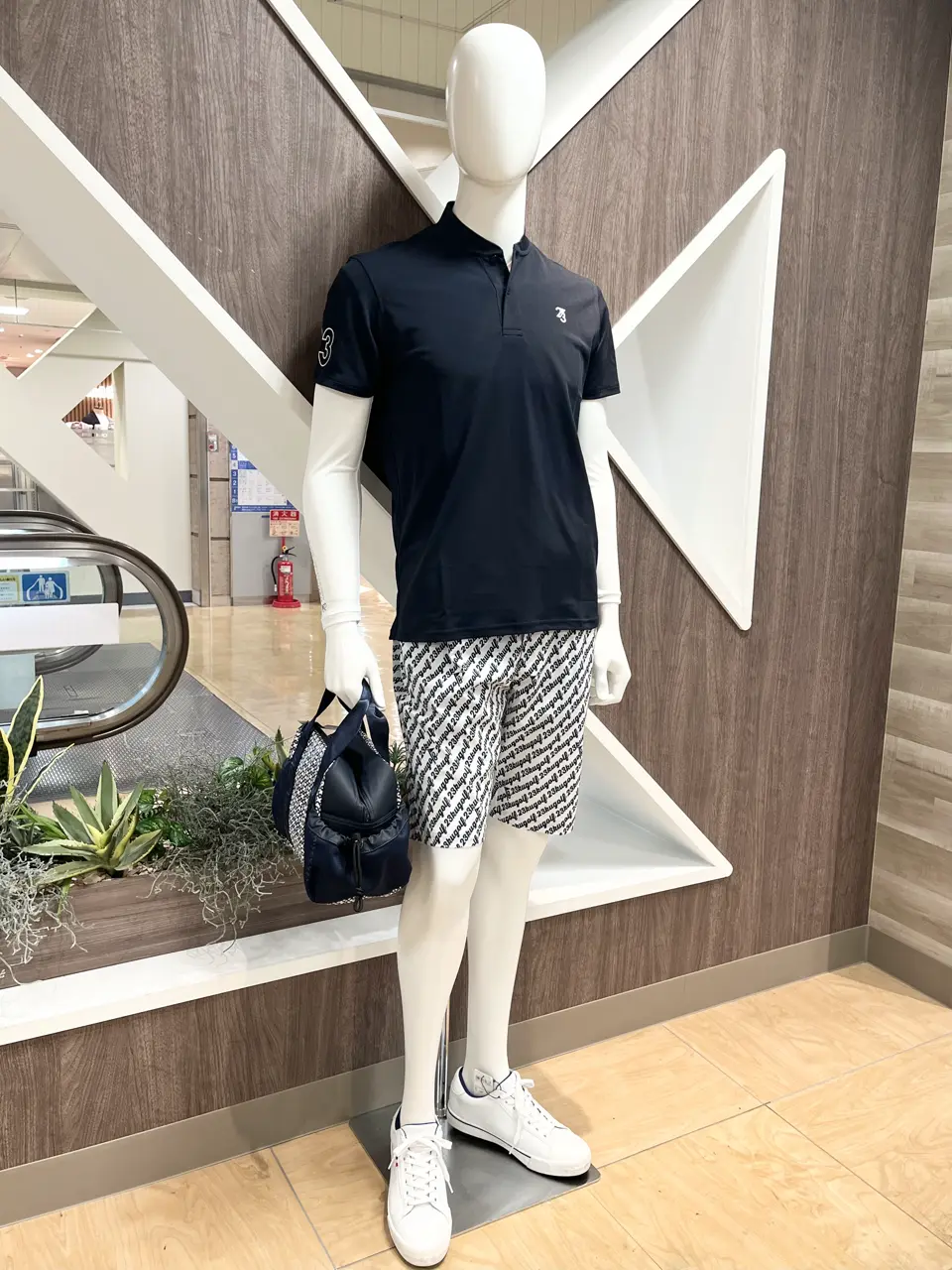 ONWARD CROSSET SELECT 小管 コーディネート画像