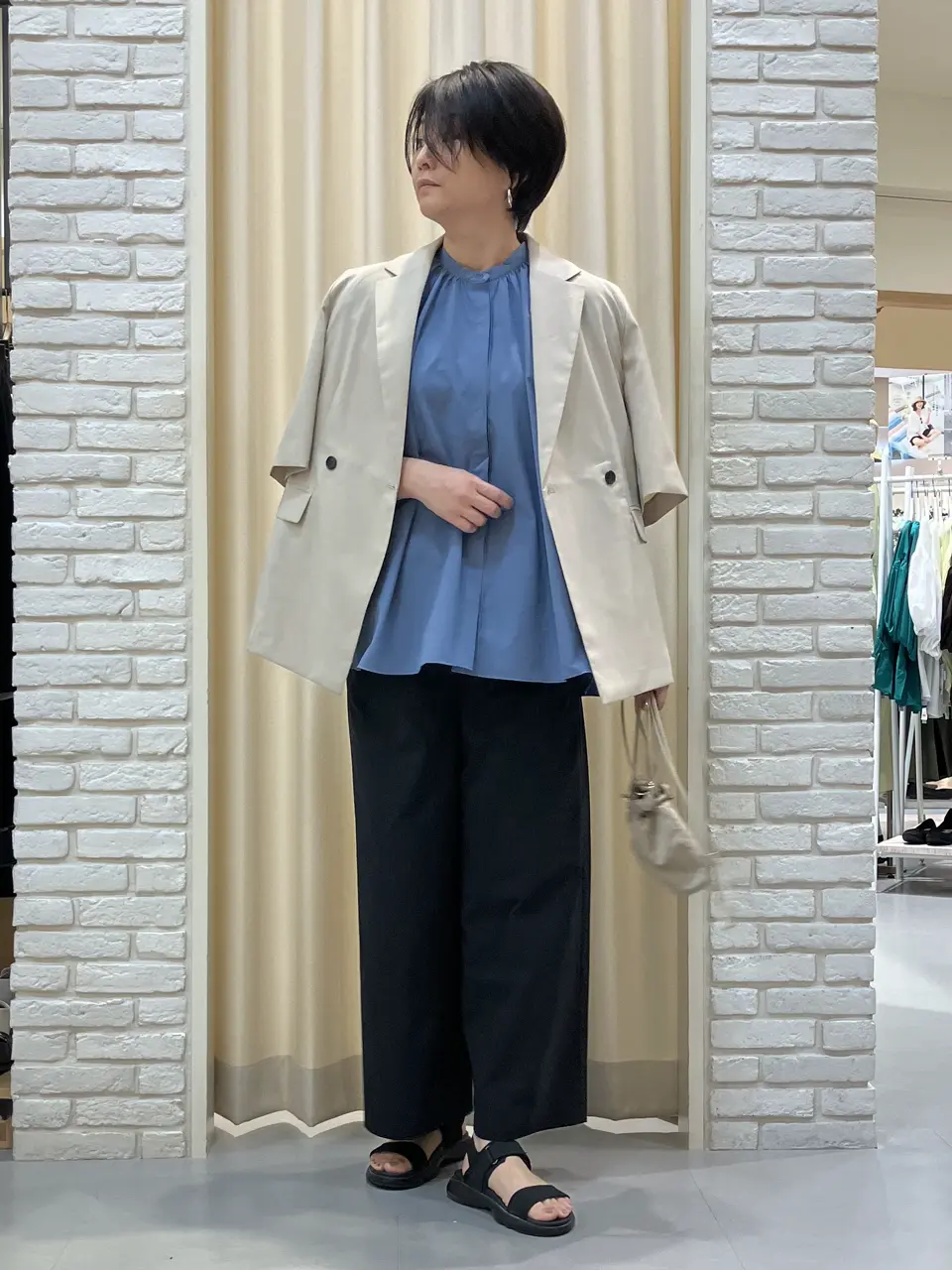 ONWARD CROSSET SELECT Tomi コーディネート画像