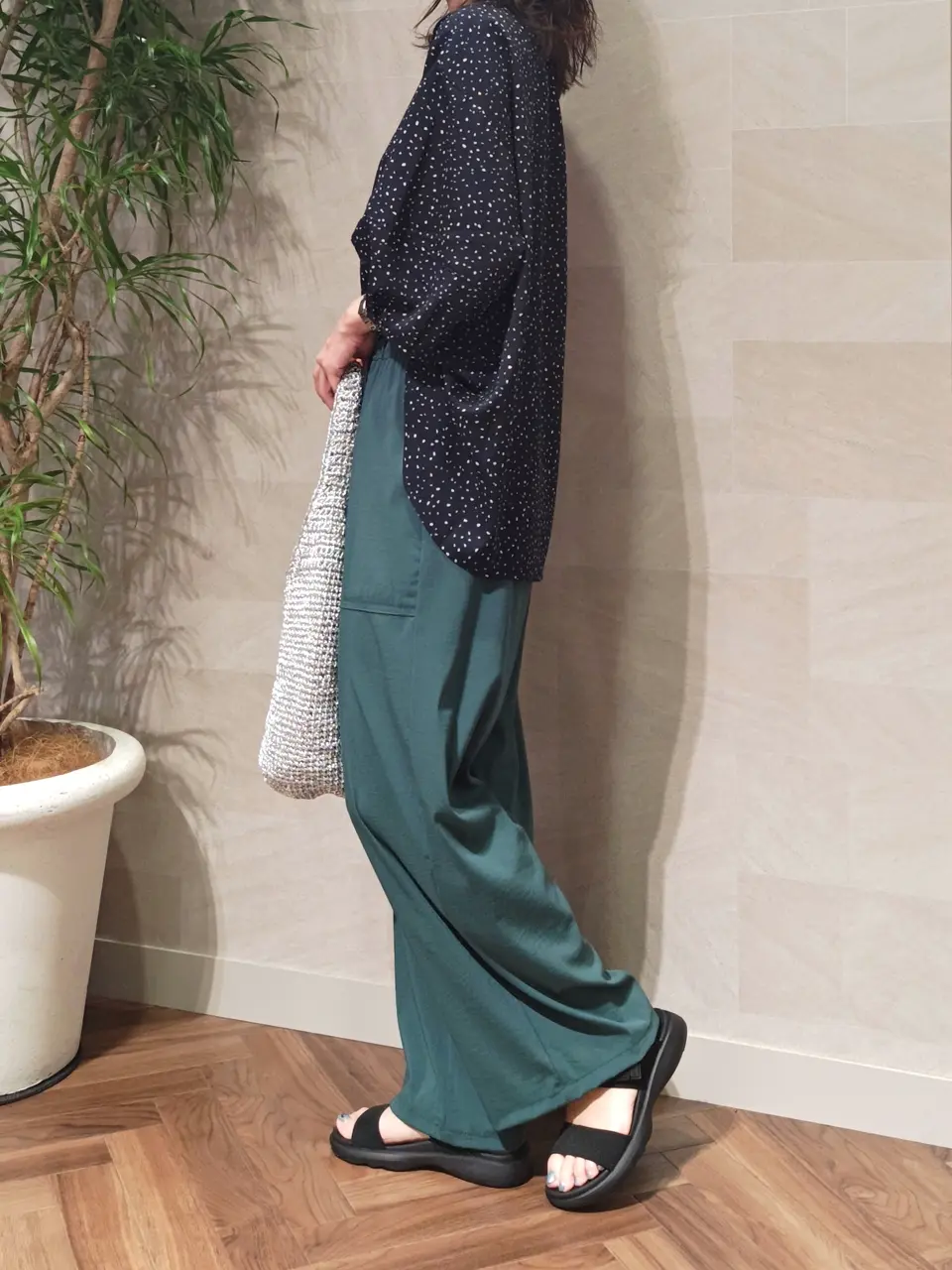 ONWARD CROSSET SELECT 浅岡 コーディネート画像