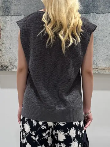 ONWARD CROSSET SELECT 石井 コーディネート画像