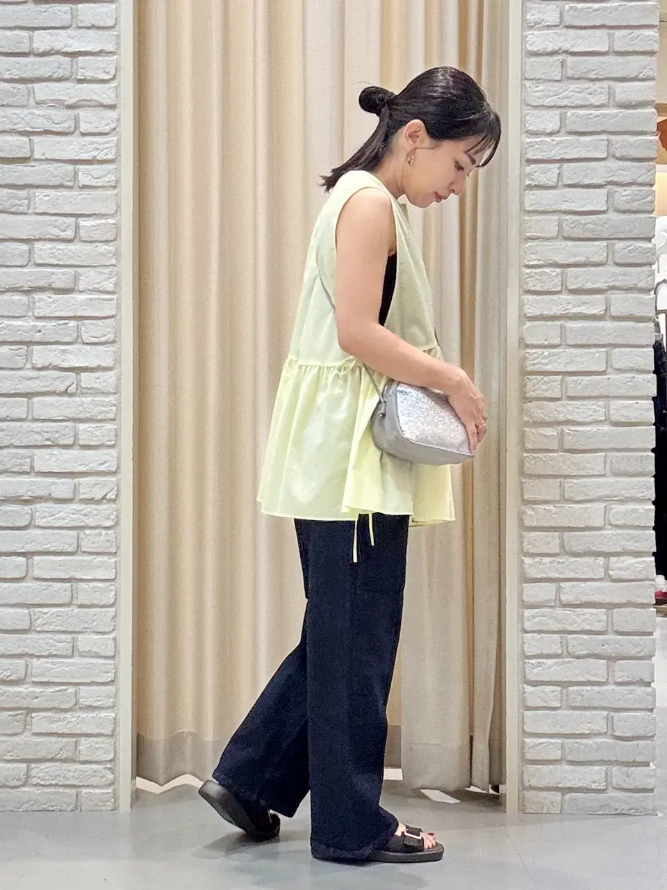 ONWARD CROSSET SELECT 服部 コーディネート画像