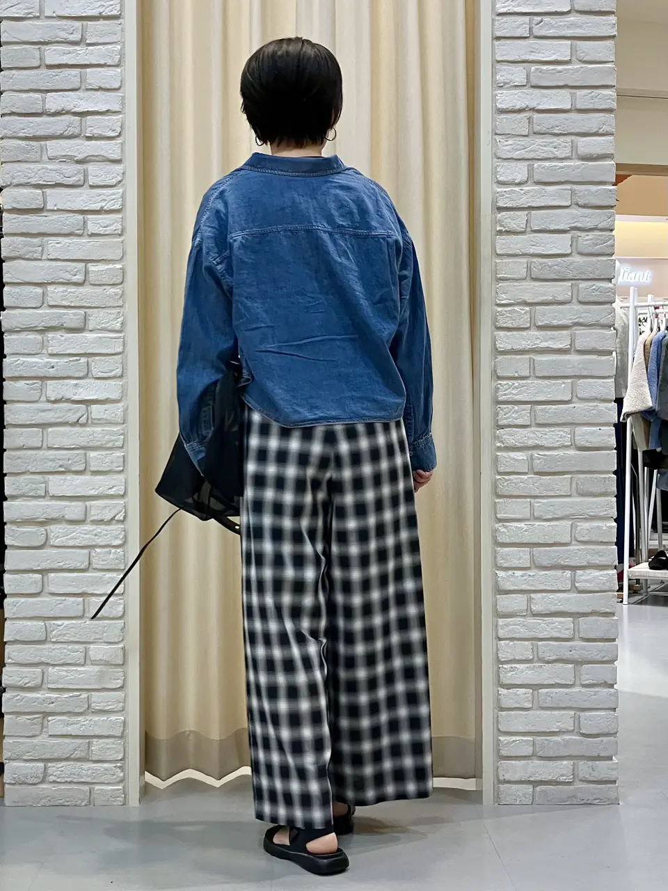 ONWARD CROSSET SELECT Tomi コーディネート画像