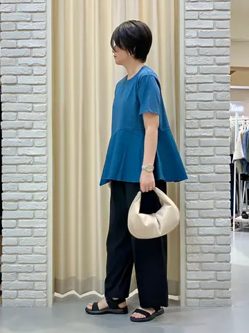 ONWARD CROSSET SELECT Tomi コーディネート画像