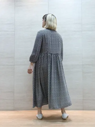 ONWARD CROSSET SELECT 佐藤 コーディネート画像