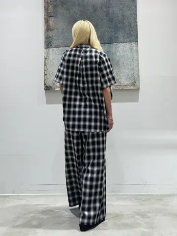 ONWARD CROSSET SELECT 石井 コーディネート画像