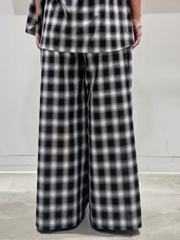 ONWARD CROSSET SELECT 石井 コーディネート画像