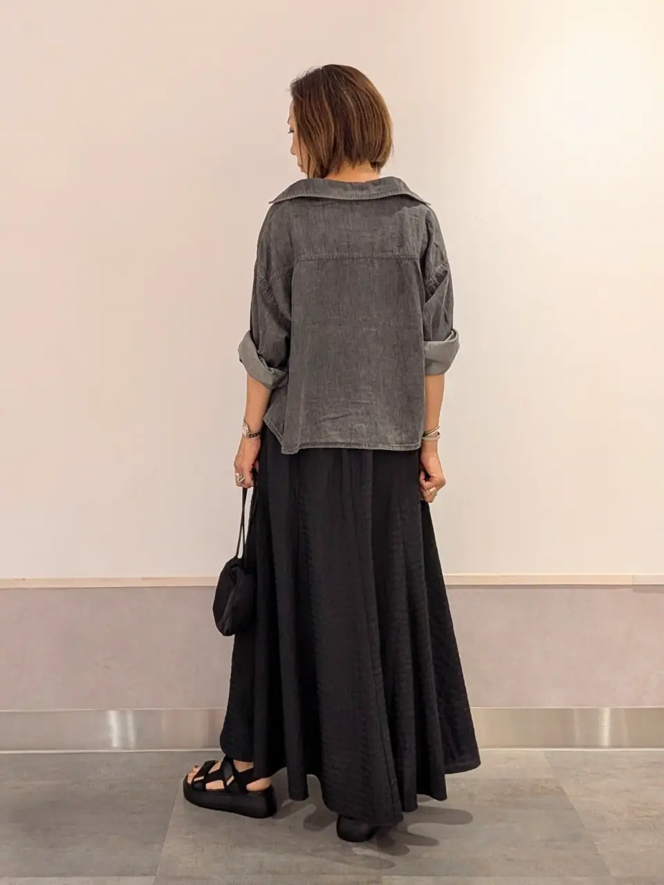 ONWARD CROSSET SELECT niwa コーディネート画像