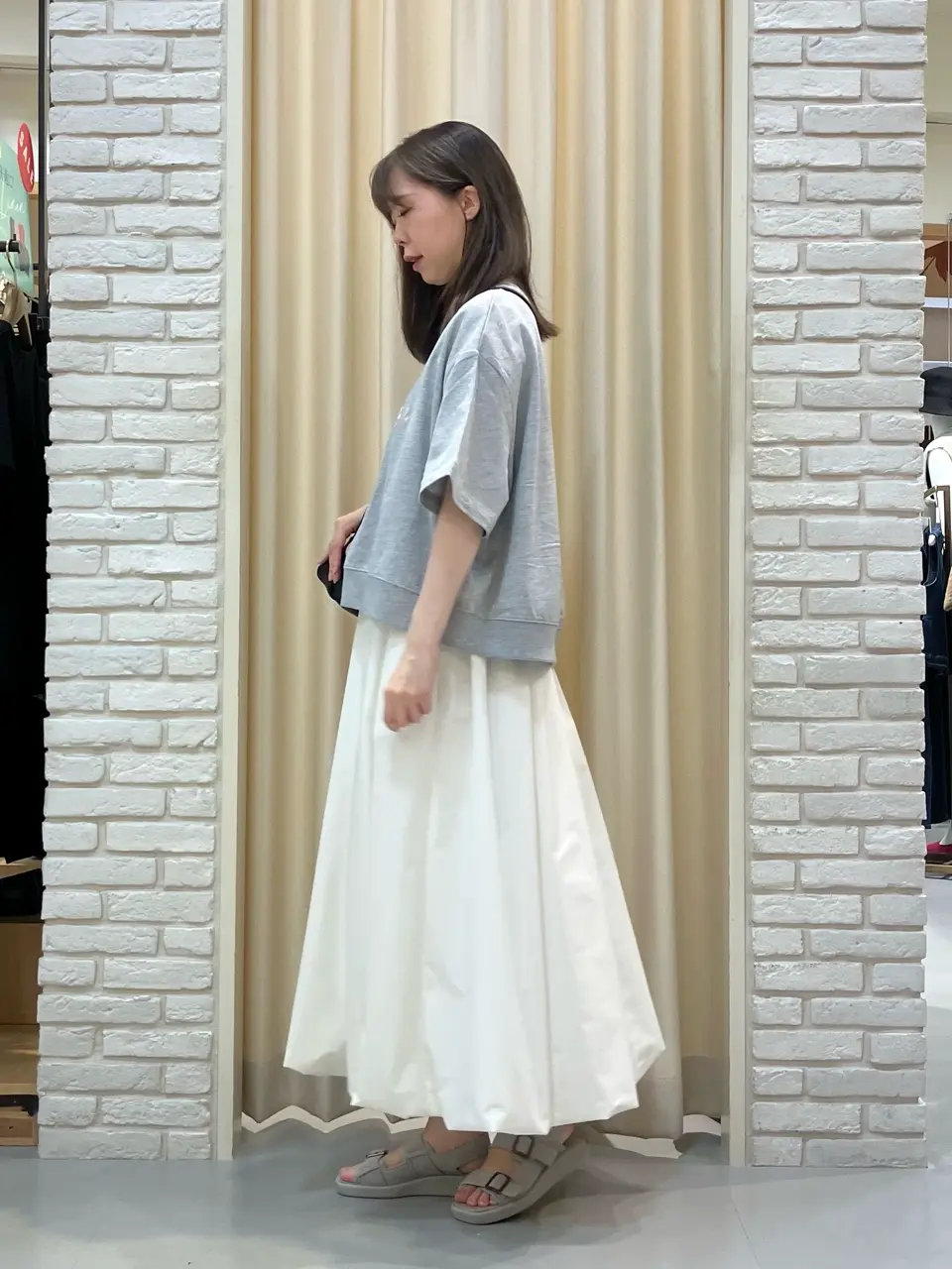 ONWARD CROSSET SELECT 檀 コーディネート画像