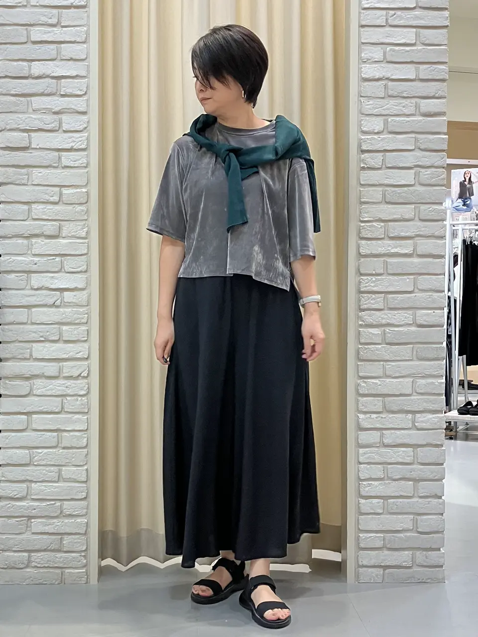 ONWARD CROSSET SELECT Tomi コーディネート画像